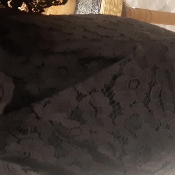 Lace romper - Picture 8 of 9